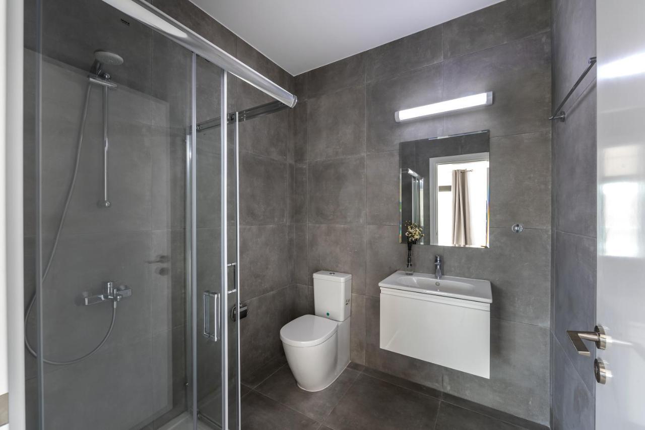 Villa Andre, Walking Distance To Coral Bay Peyia Bagian luar foto