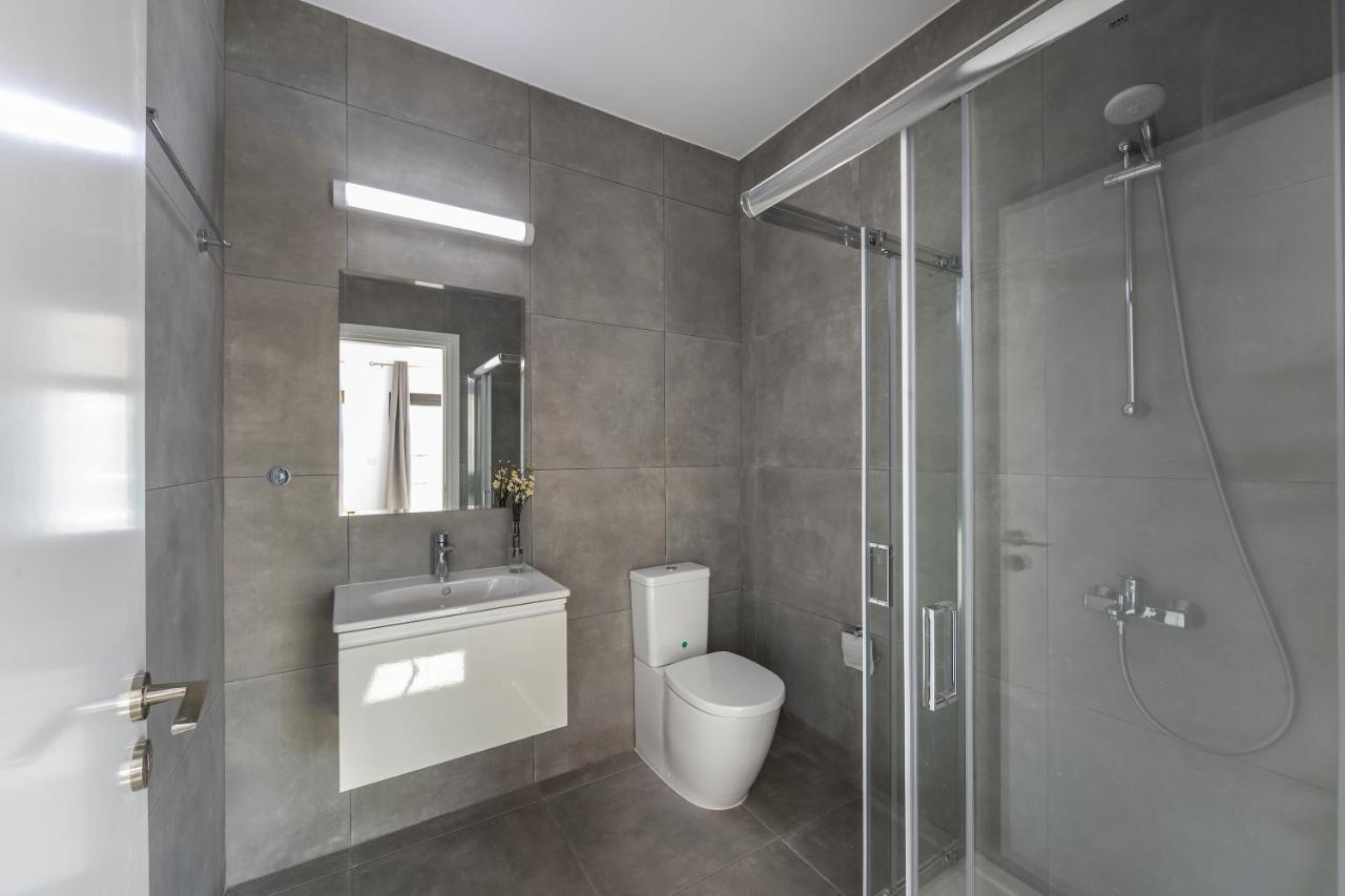Villa Andre, Walking Distance To Coral Bay Peyia Bagian luar foto